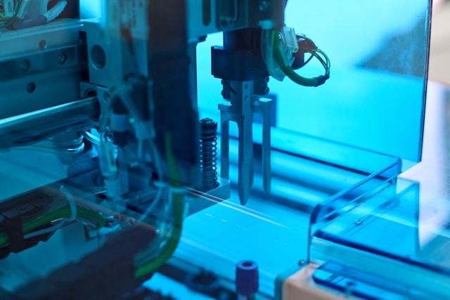 Machine à haute technologie