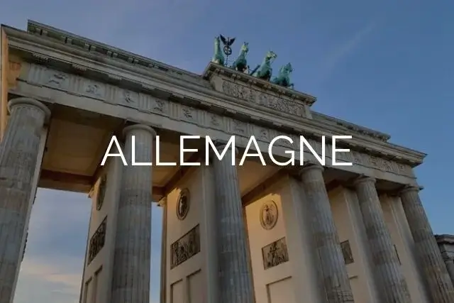 la Porta di Brandeburgo situata a Berlino, Germania