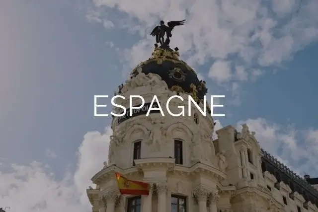 l'Edificio Metrópolis, un edificio emblematico di Madrid, Spagna